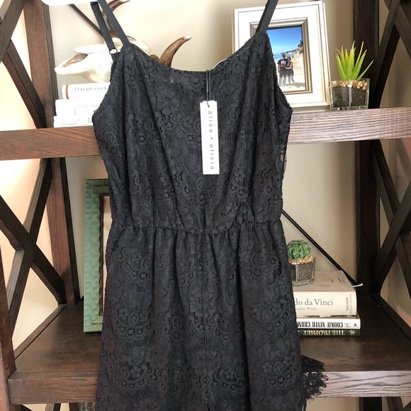 Alice+Olivia lace romper size 0 NWT - Picture 3 of 5